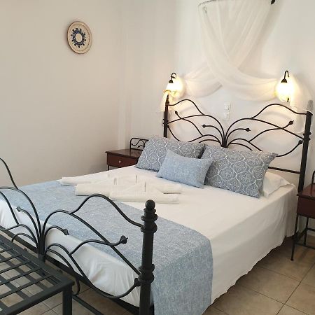 Platis Gialos  Sifnos Hotel Benaki מראה חיצוני תמונה