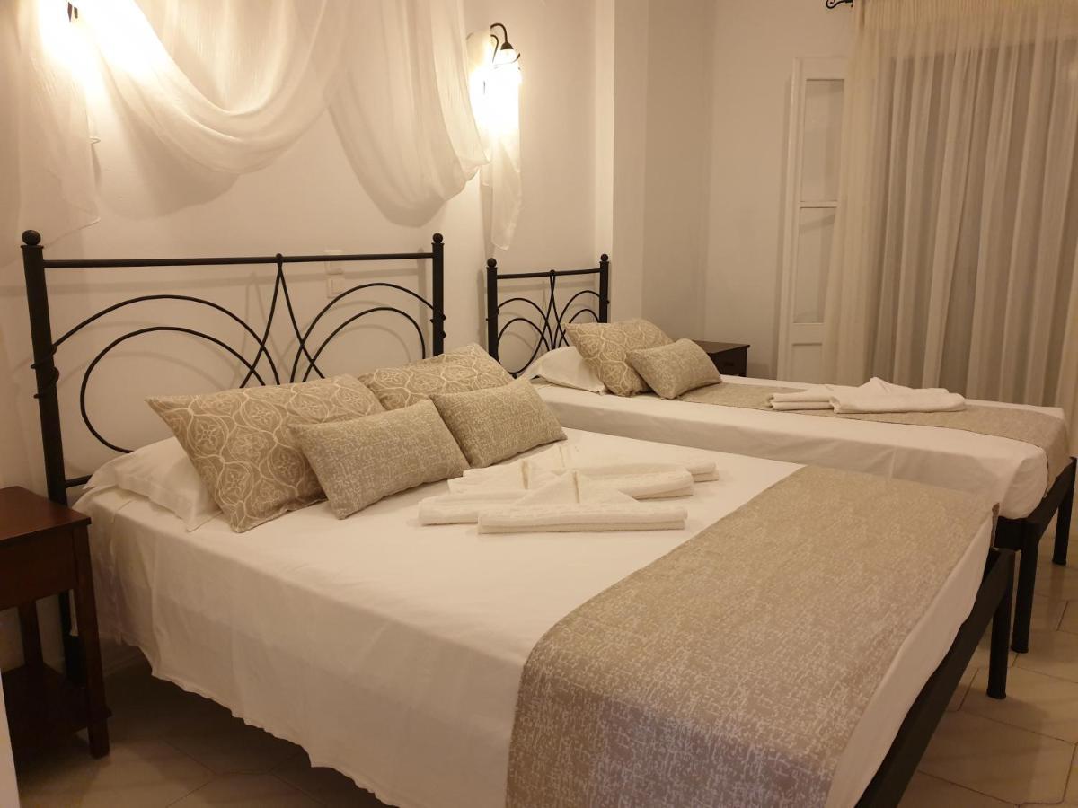 Platis Gialos  Sifnos Hotel Benaki מראה חיצוני תמונה