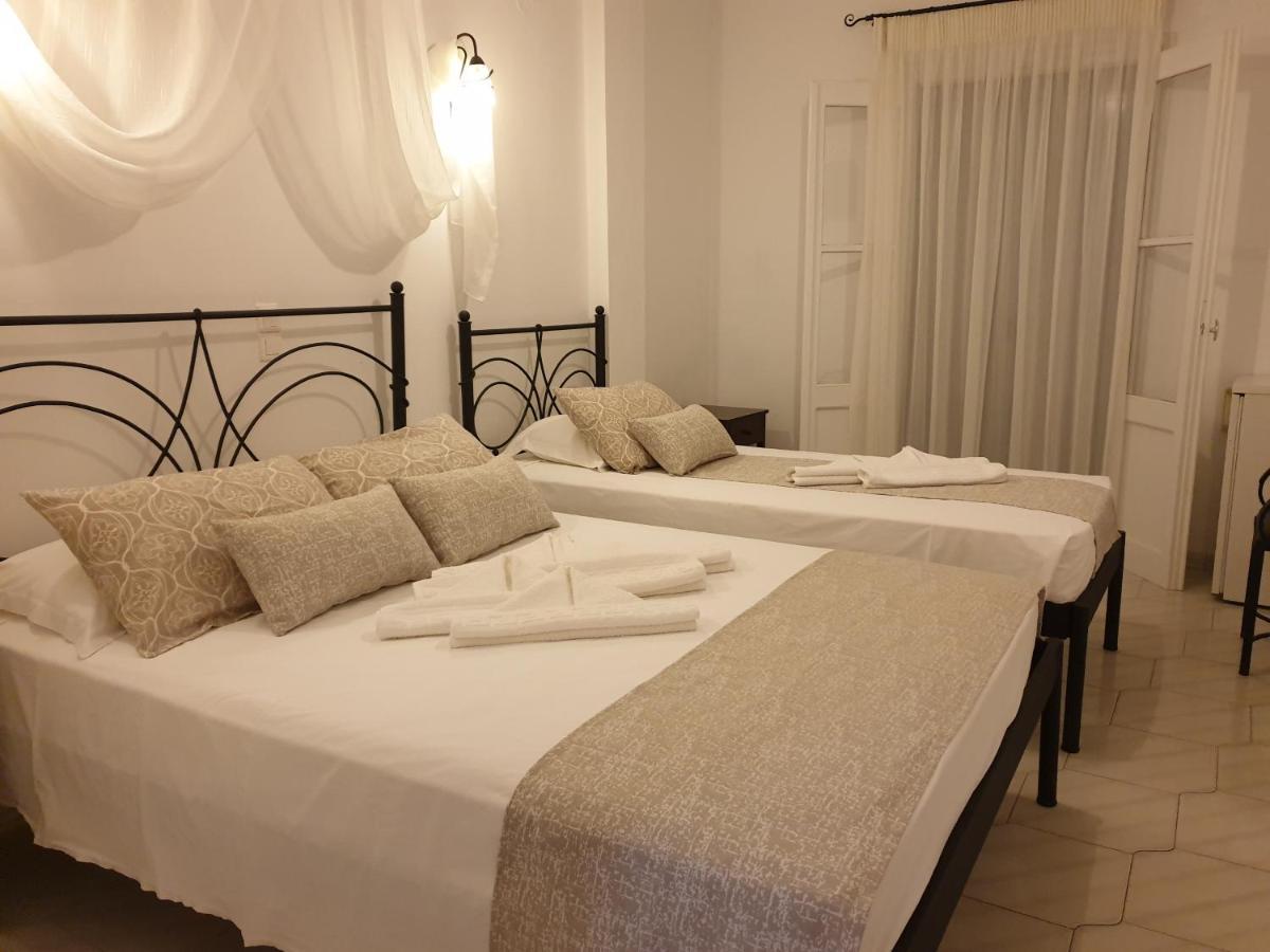 Platis Gialos  Sifnos Hotel Benaki מראה חיצוני תמונה