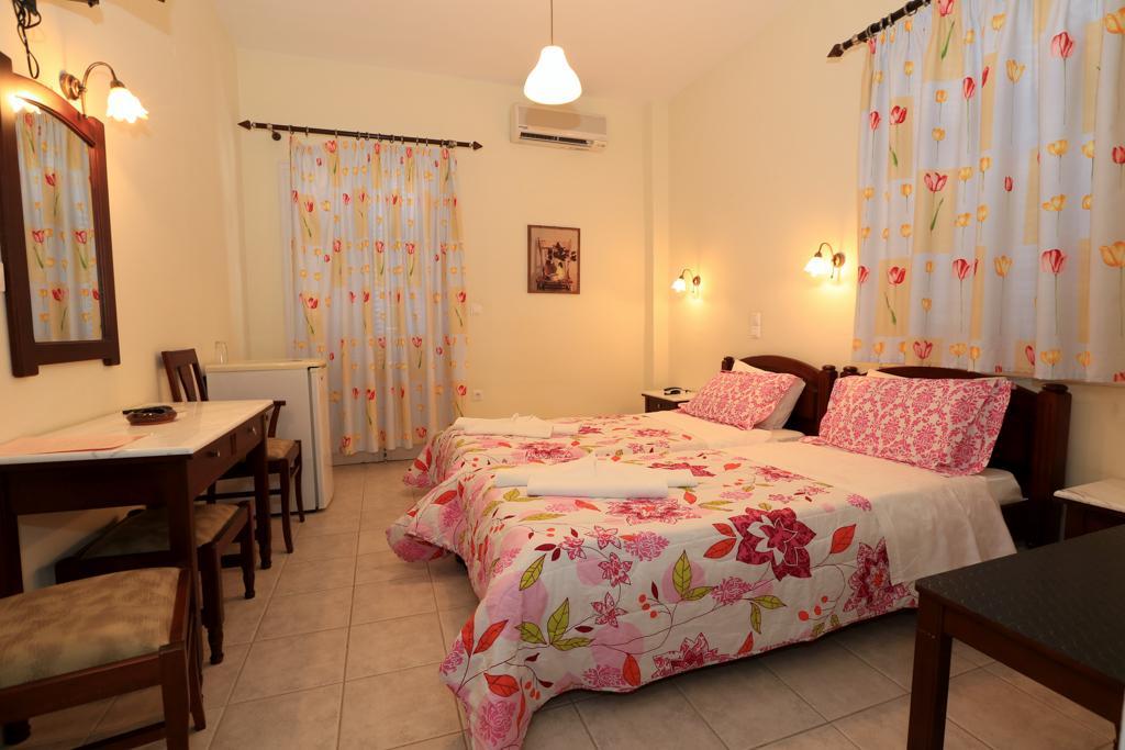 Platis Gialos  Sifnos Hotel Benaki מראה חיצוני תמונה