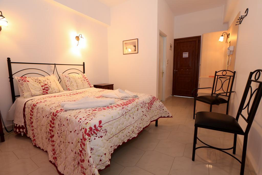 Platis Gialos  Sifnos Hotel Benaki מראה חיצוני תמונה