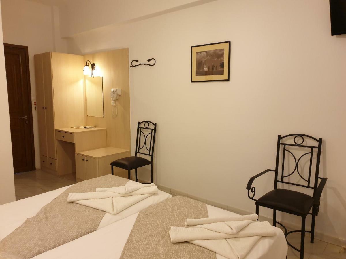 Platis Gialos  Sifnos Hotel Benaki מראה חיצוני תמונה