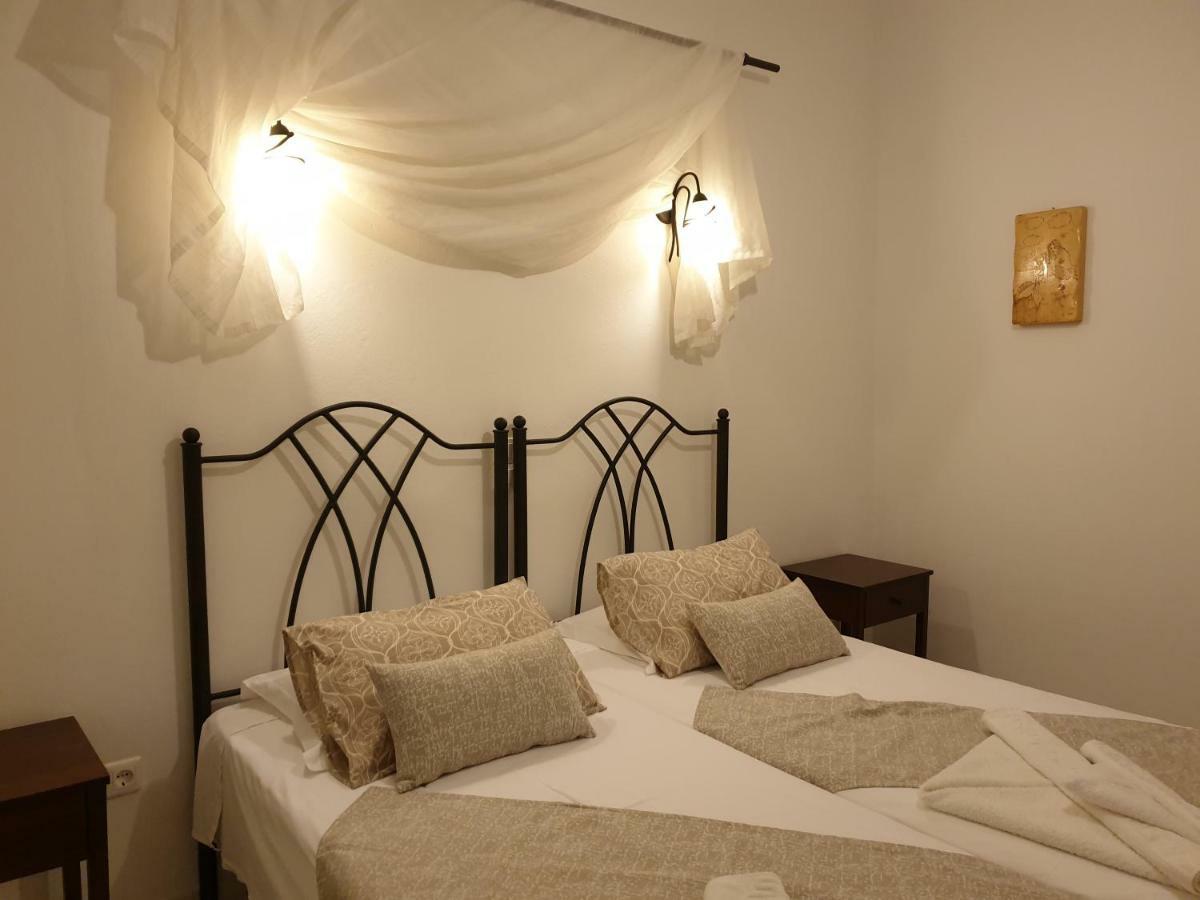 Platis Gialos  Sifnos Hotel Benaki מראה חיצוני תמונה