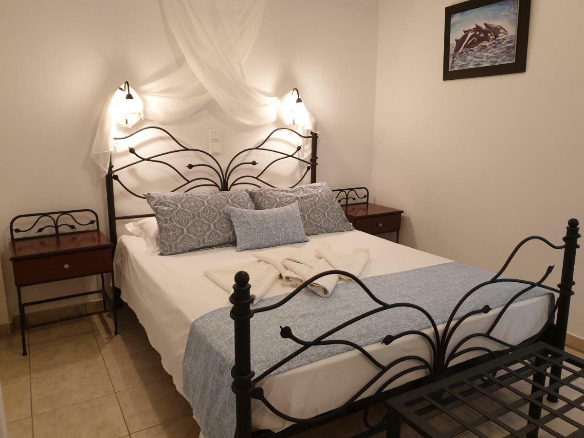Platis Gialos  Sifnos Hotel Benaki מראה חיצוני תמונה