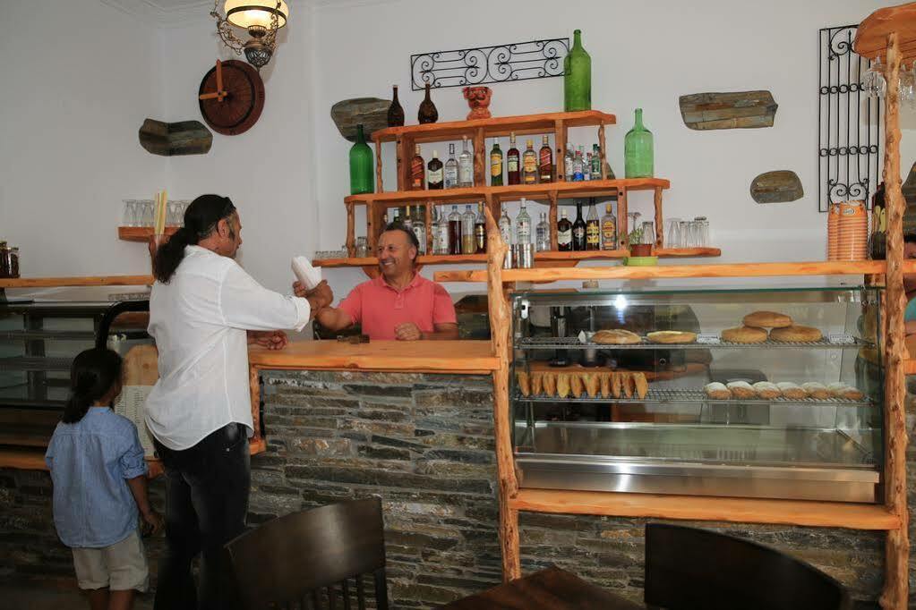 Platis Gialos  Sifnos Hotel Benaki מראה חיצוני תמונה